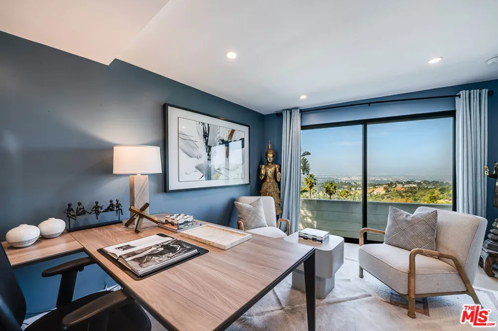 8545 Charl Lane Los Angeles, CA 90046