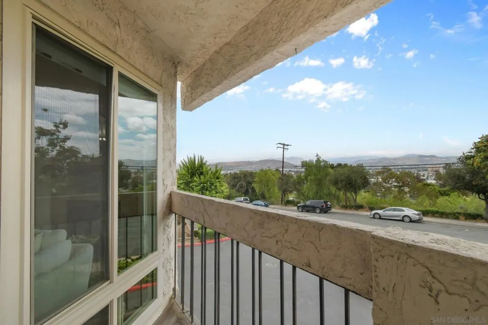 354 Travelodge Drive El Cajon, CA 92020