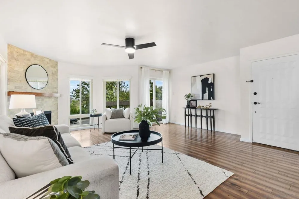 354 Travelodge Drive El Cajon, CA 92020
