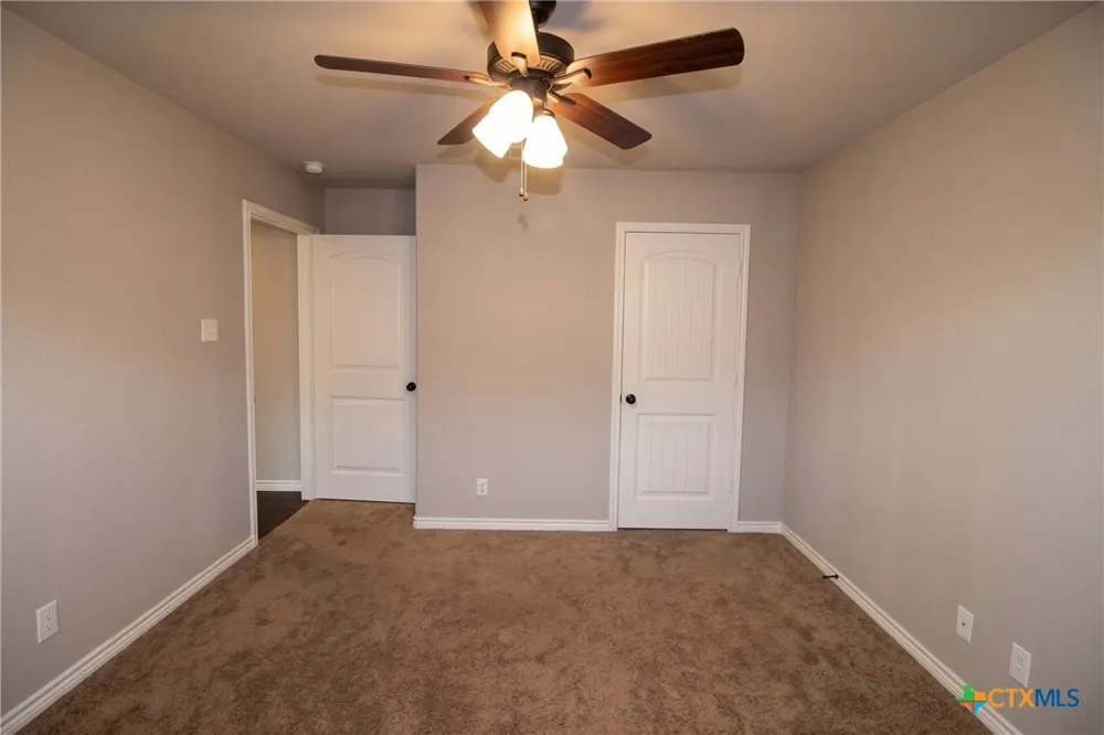 900 Clanton Cove Killeen, TX 76542
