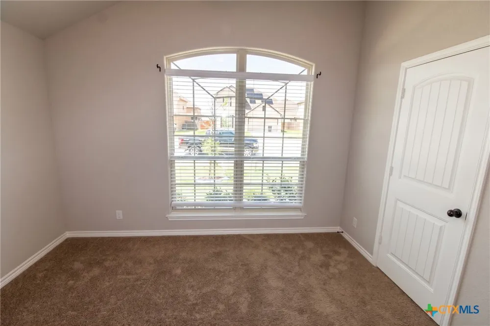 900 Clanton Cove Killeen, TX 76542