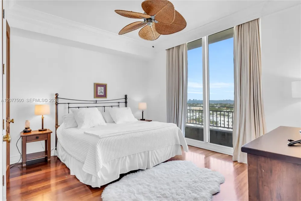 791 Crandon Blvd #PH04 Key Biscayne, FL 33149