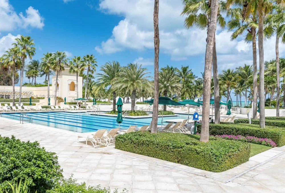 791 Crandon Blvd #PH04 Key Biscayne, FL 33149