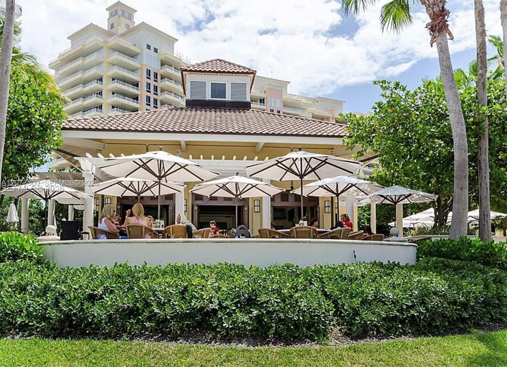 791 Crandon Blvd #PH04 Key Biscayne, FL 33149