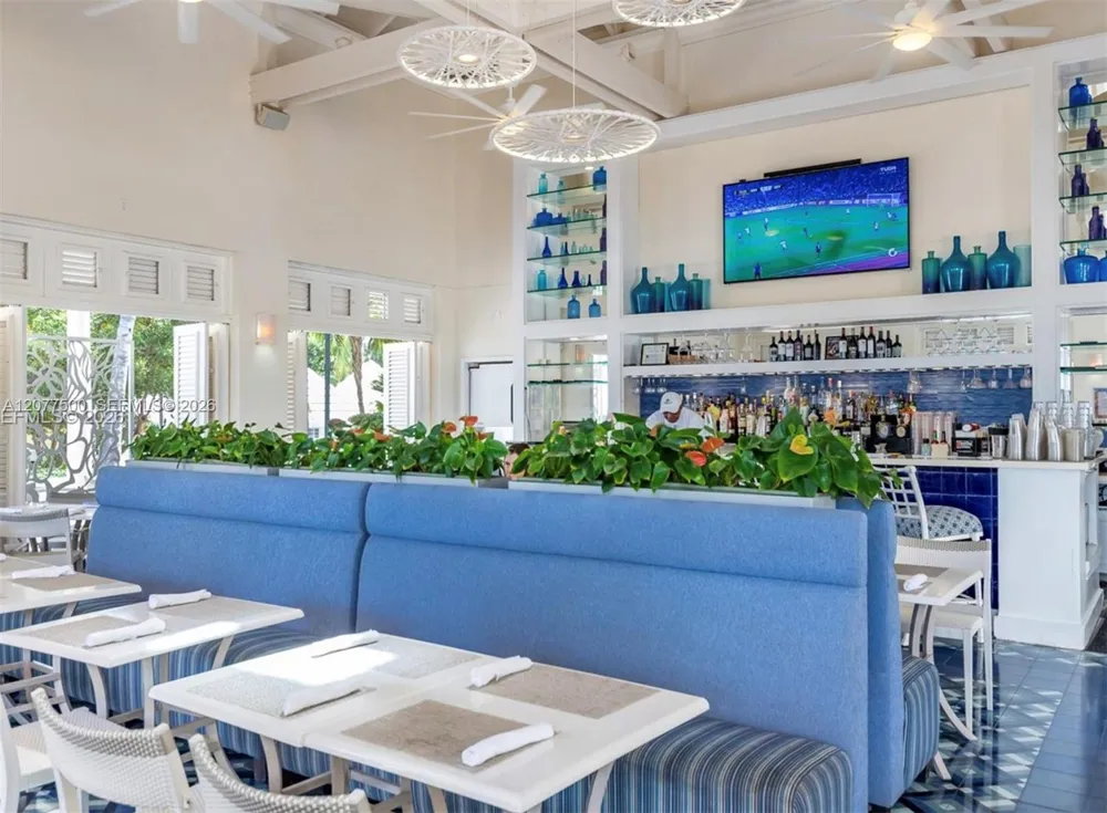 791 Crandon Blvd #PH04 Key Biscayne, FL 33149