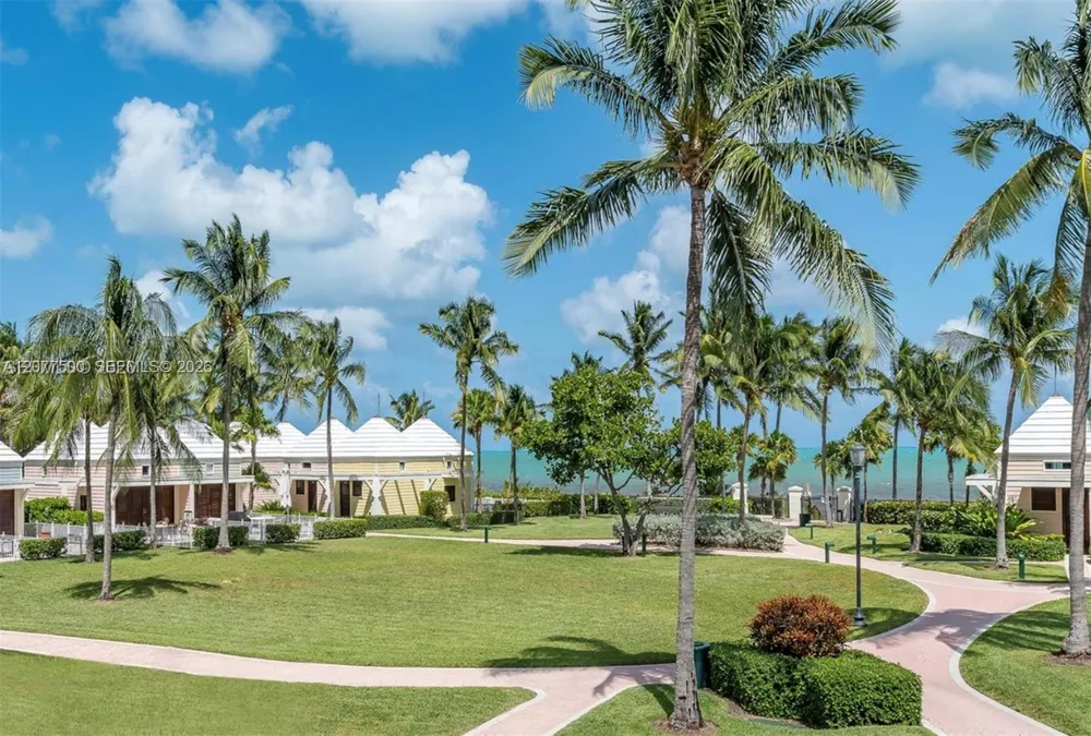 791 Crandon Blvd #PH04 Key Biscayne, FL 33149