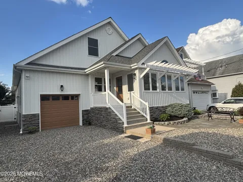 105 Sanborn Avenue