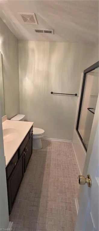 5982 Fox Ridge Lane Winston-Salem, NC 27104