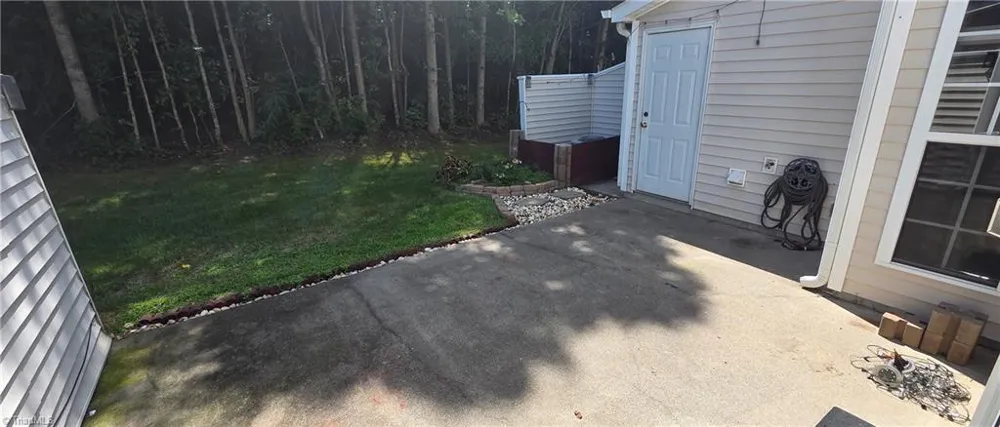 5982 Fox Ridge Lane Winston-Salem, NC 27104