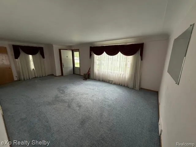 47164 North Avenue Macomb Township, MI 48042