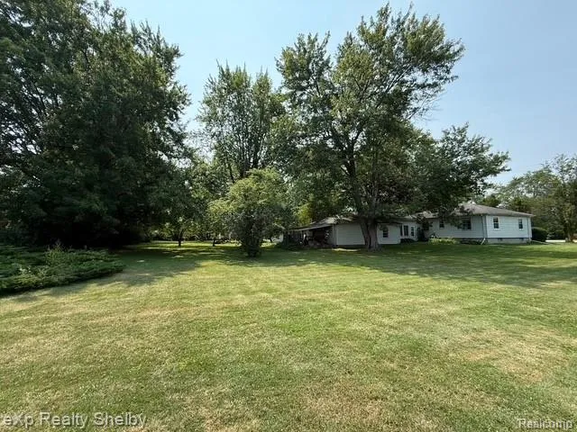 47164 North Avenue Macomb Township, MI 48042