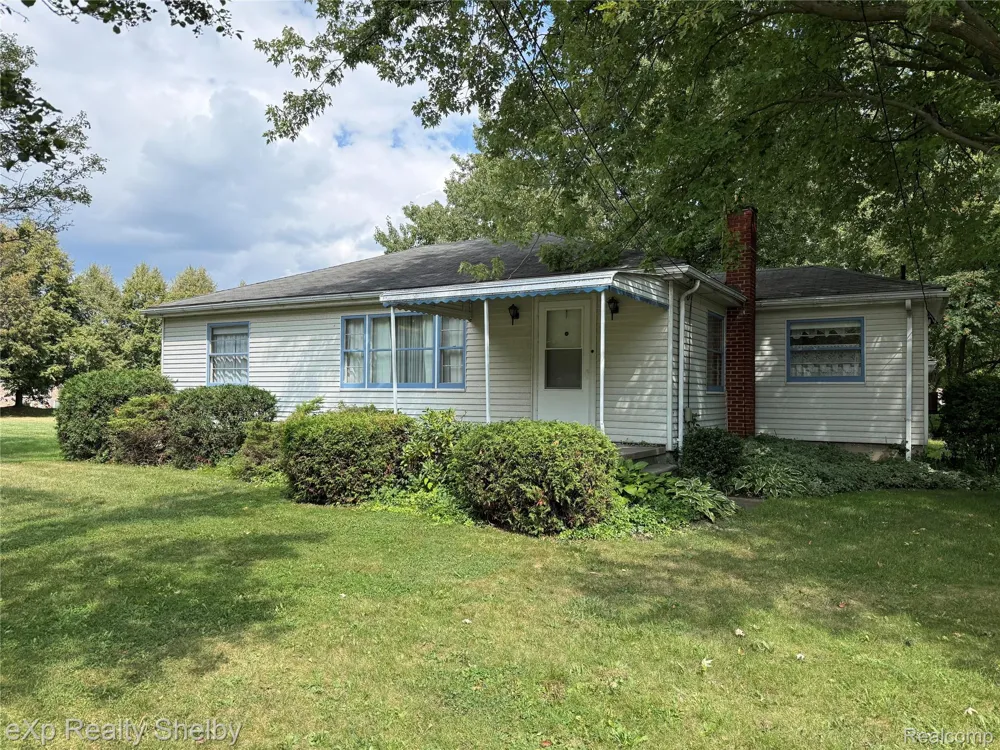 47164 North Avenue Macomb Township, MI 48042