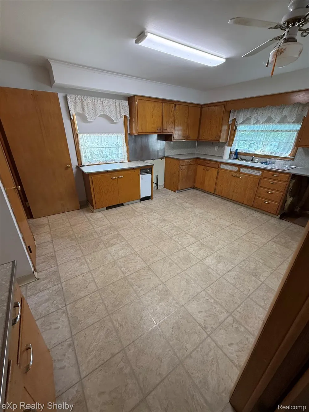 47164 North Avenue Macomb Township, MI 48042