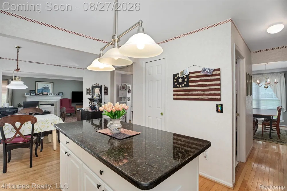 6046 Campfire Circle Independence Charter Township, MI 48346