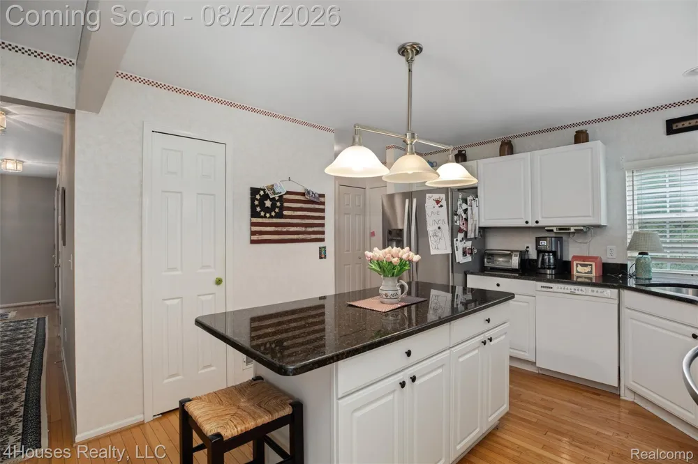 6046 Campfire Circle Independence Charter Township, MI 48346