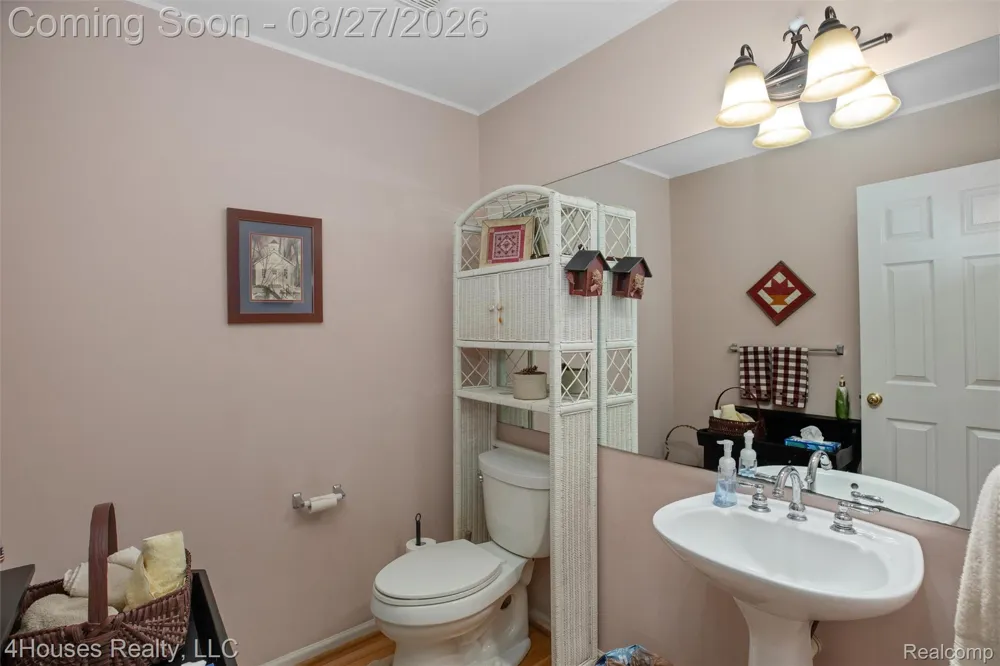 6046 Campfire Circle Independence Charter Township, MI 48346