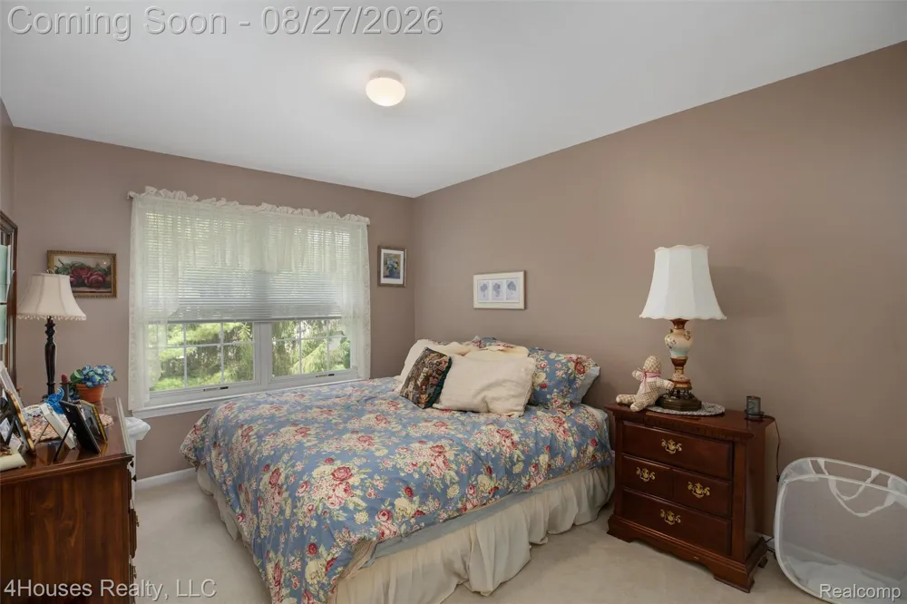 6046 Campfire Circle Independence Charter Township, MI 48346