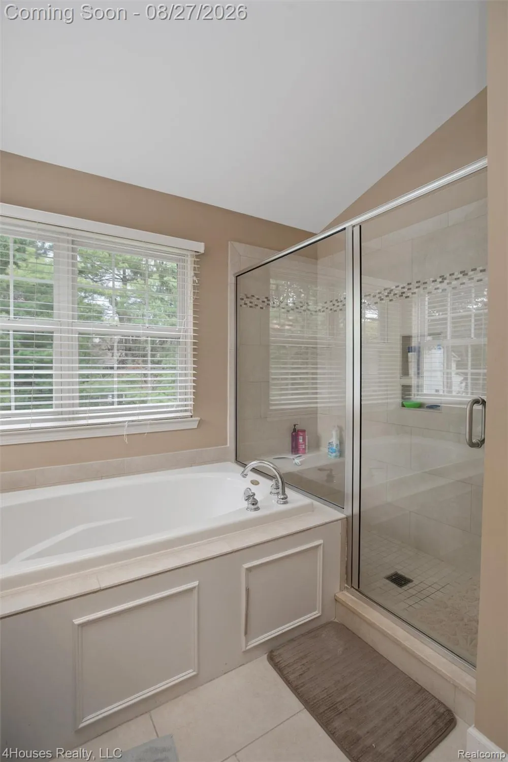 6046 Campfire Circle Independence Charter Township, MI 48346