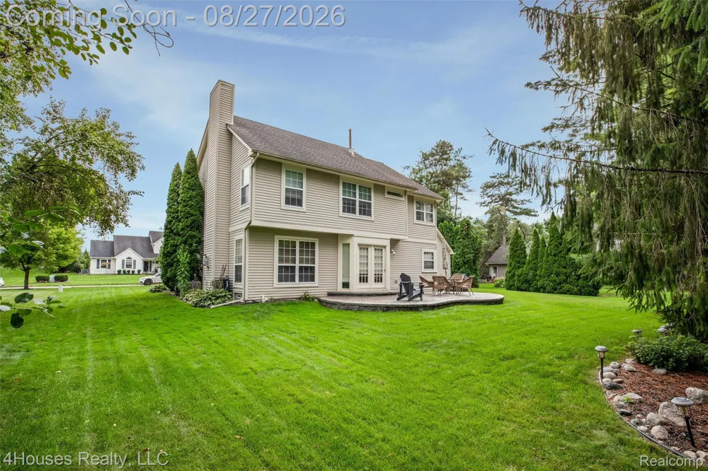 6046 Campfire Circle Independence Charter Township, MI 48346