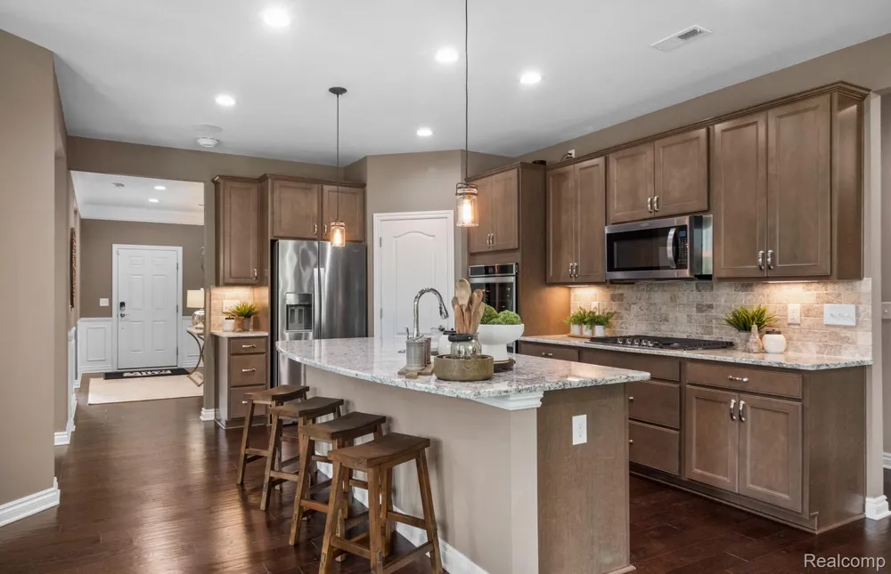 5484 Lewiston Road Canton Charter Township, MI 48188