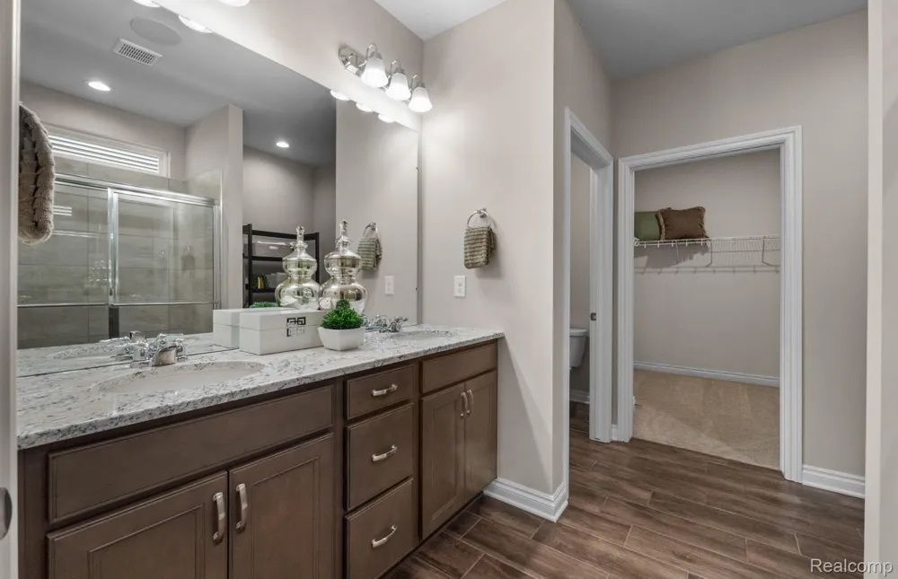 5484 Lewiston Road Canton Charter Township, MI 48188