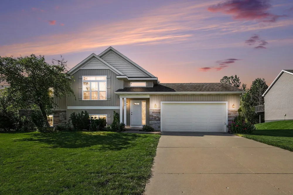 2950 Windy Wood Street SE Kentwood City, MI 49512