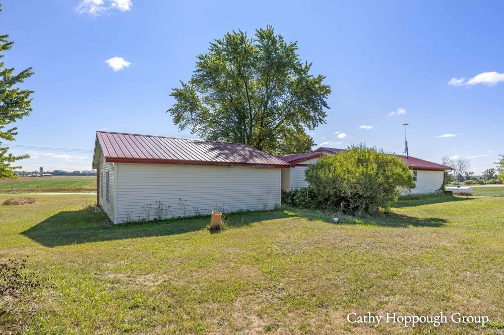 8140 S Sheridan Road Unknown, MI 48884