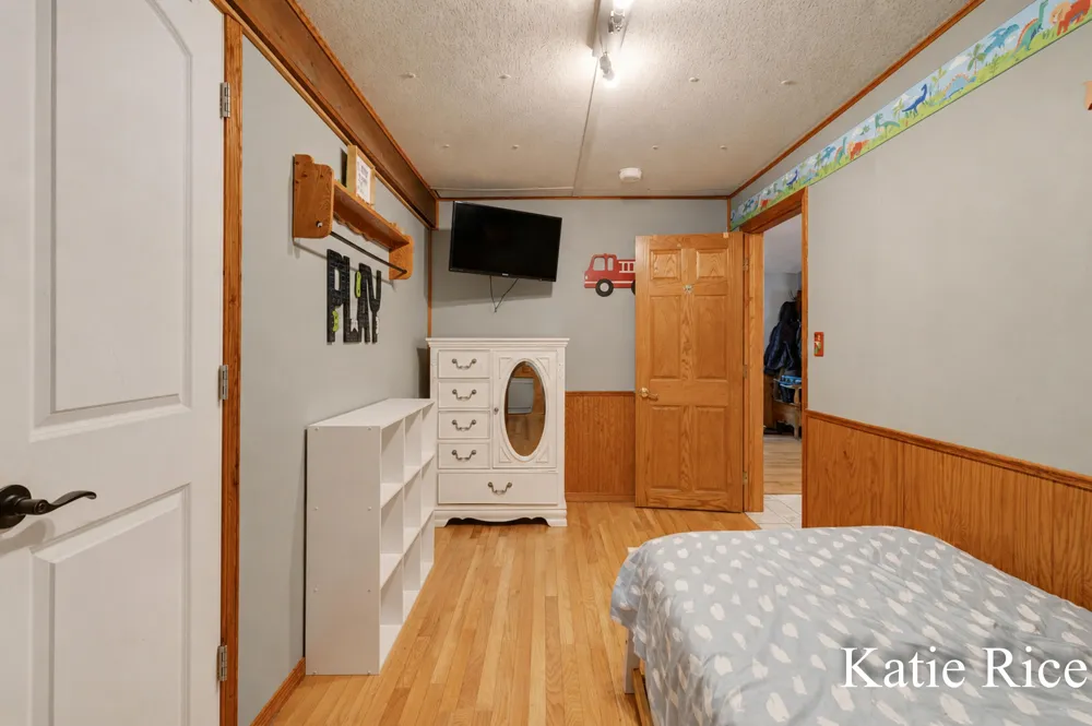 2030 Scenic Drive Laketon Township, MI 49445