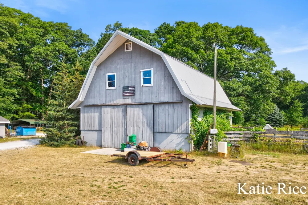 2030 Scenic Drive Laketon Township, MI 49445