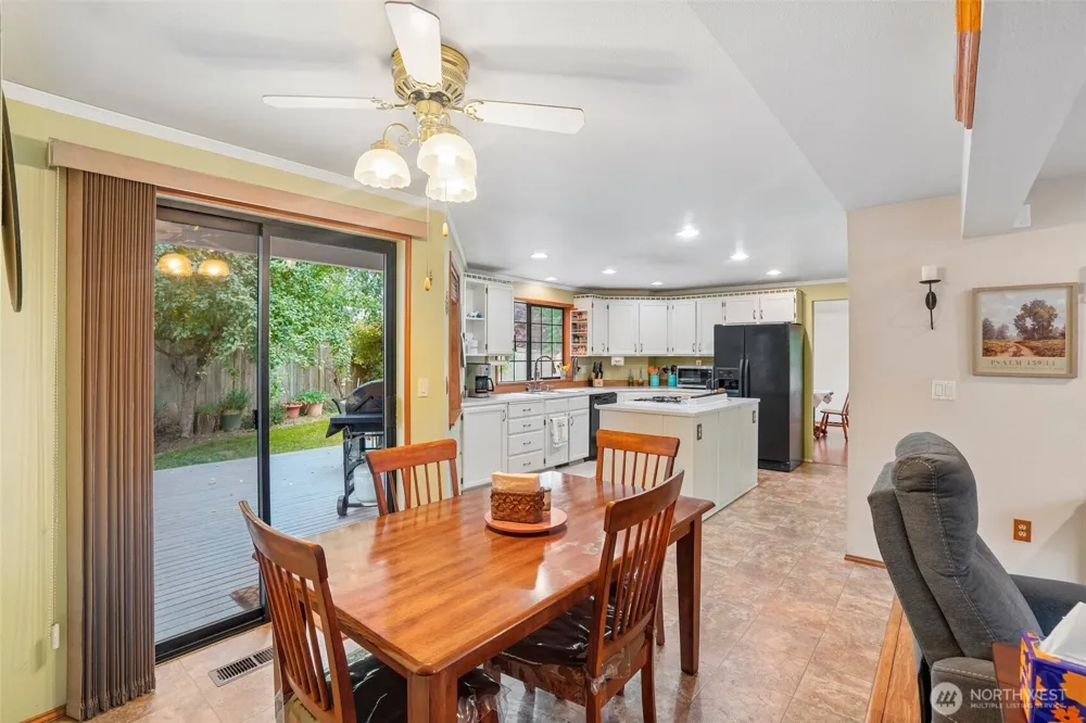 36110 23rd Place S Federal Way, WA 98003