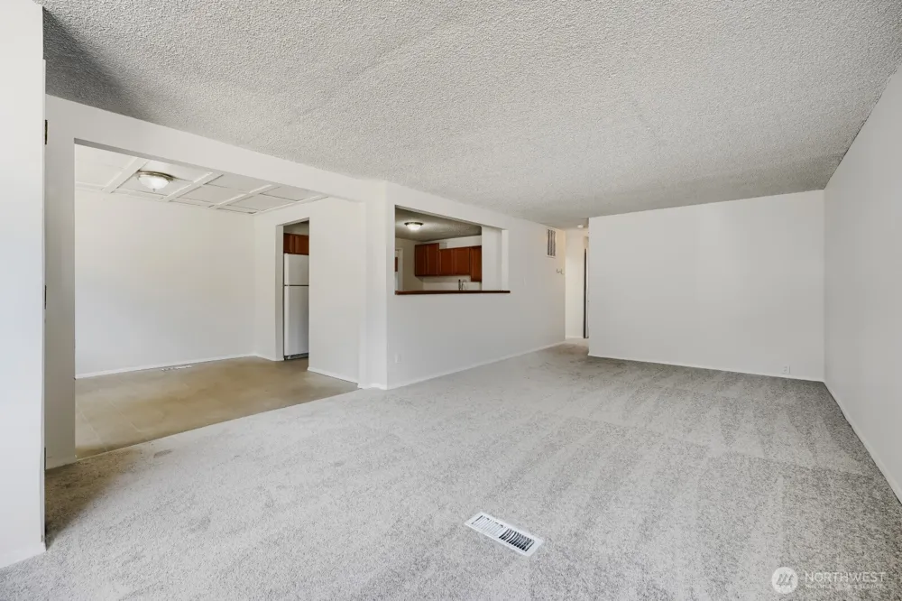 31349 13th Avenue S Federal Way, WA 98003