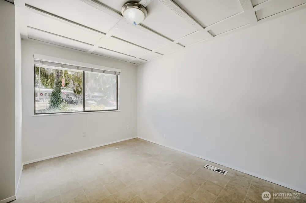 31349 13th Avenue S Federal Way, WA 98003