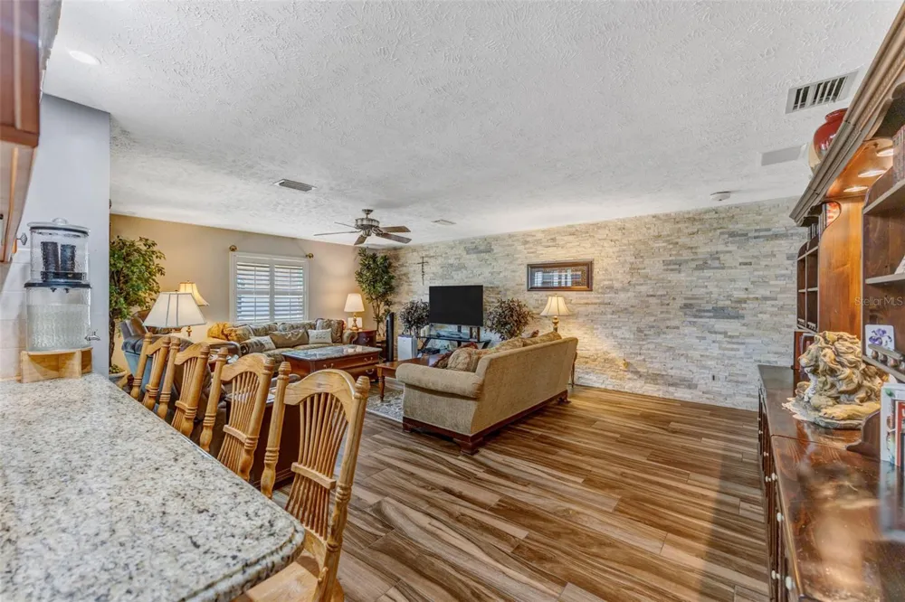 4001 HIGHGATE DRIVE Valrico, FL 33594
