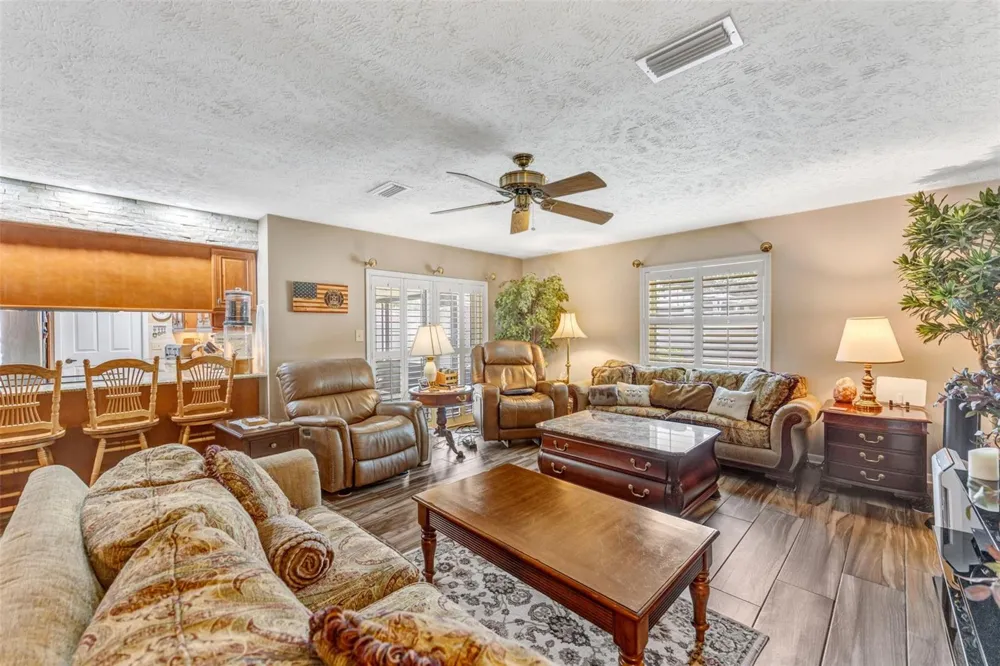 4001 HIGHGATE DRIVE Valrico, FL 33594