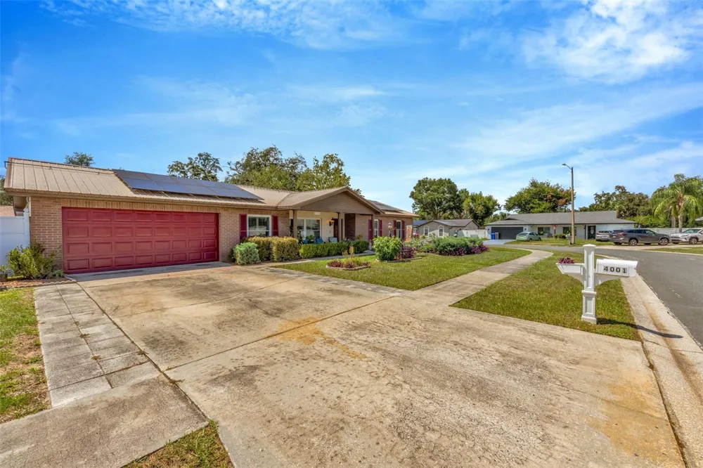 4001 HIGHGATE DRIVE Valrico, FL 33594