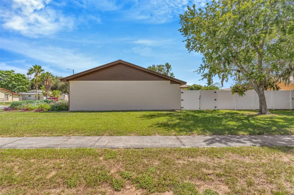 4001 HIGHGATE DRIVE Valrico, FL 33594