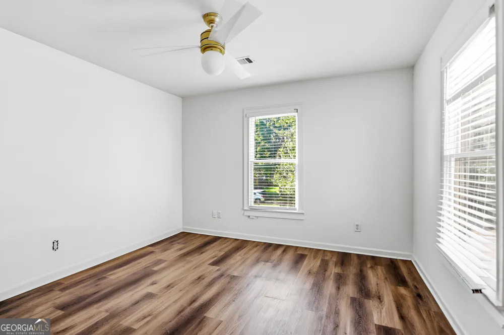 64 Bass ST SE Atlanta, GA 30315