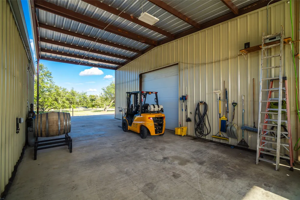 683 Ranch Road 1320 Johnson City, TX 78636