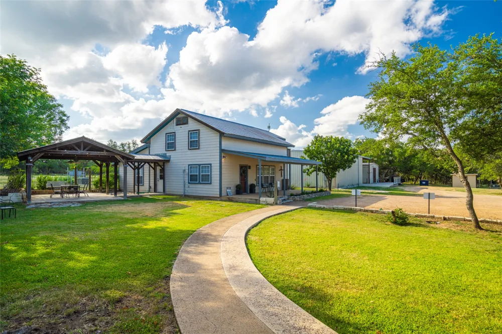 683 Ranch Road 1320 Johnson City, TX 78636