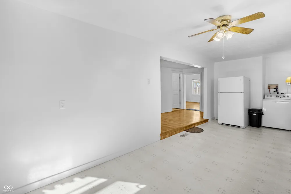 1620 Jonesville Road Columbus, IN 47201