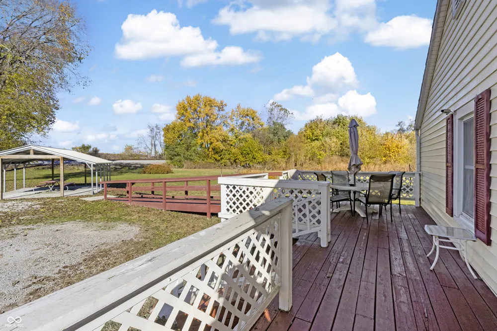 1620 Jonesville Road Columbus, IN 47201