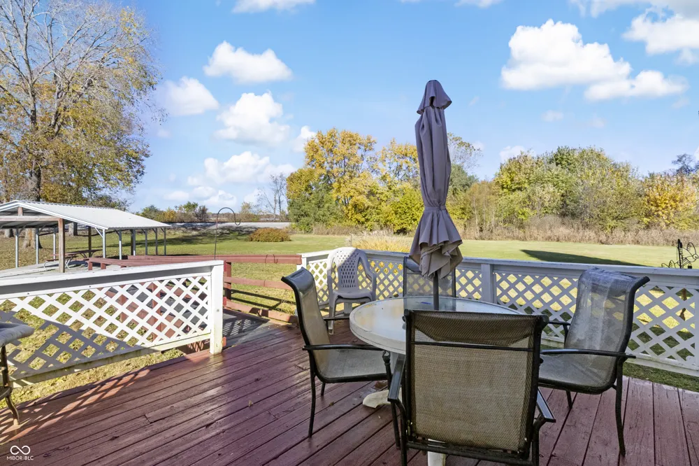 1620 Jonesville Road Columbus, IN 47201