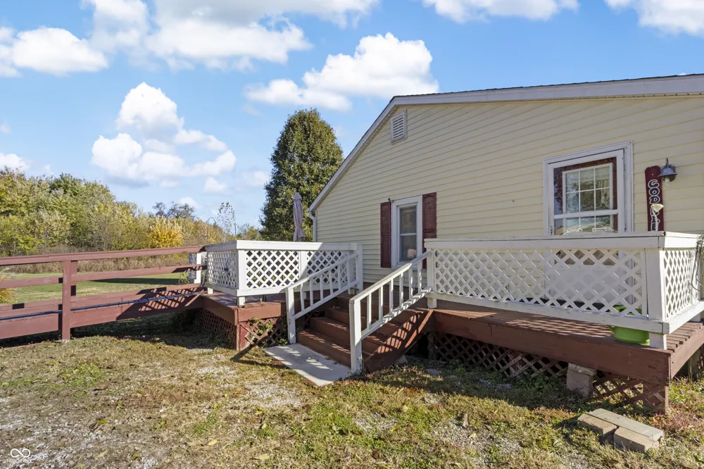1620 Jonesville Road Columbus, IN 47201