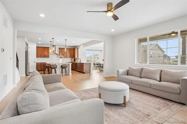 7319 S Yantley Way Aurora, CO 80016