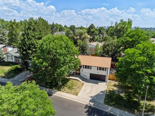 7492 E Bates Drive Denver, CO 80231
