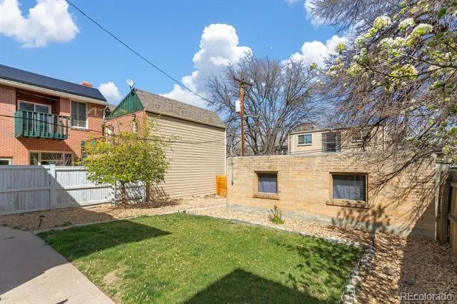 1320 Saint Paul Street Denver, CO 80206
