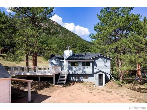 465 Deer Lane