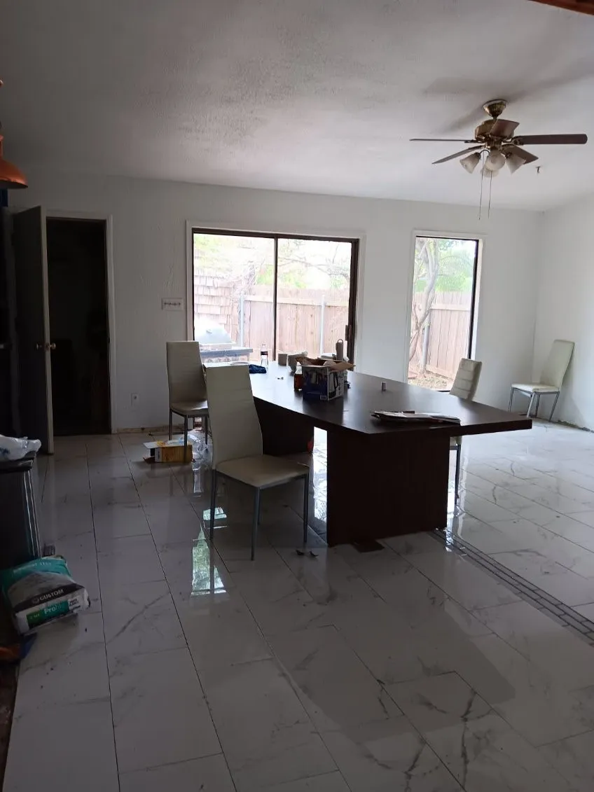 58 Creek Point Drive Huntsville, TX 77320