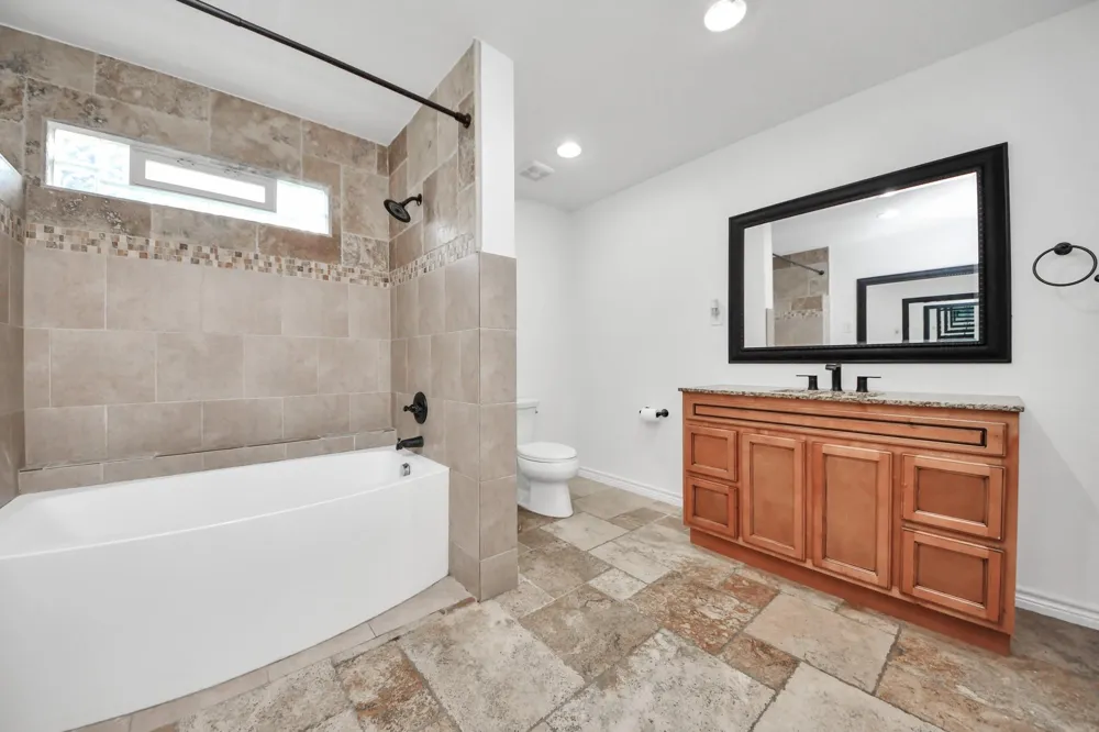 1108 Wakefield Drive Houston, TX 77018
