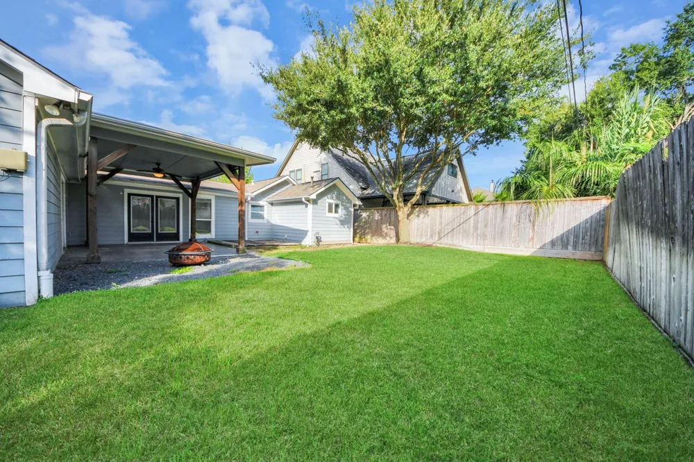 1108 Wakefield Drive Houston, TX 77018